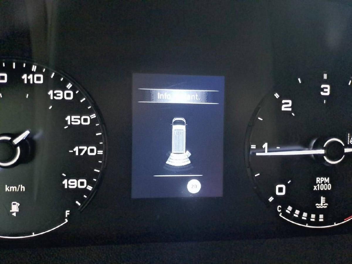 peugeot-boxer-2025-diesel-2184cc