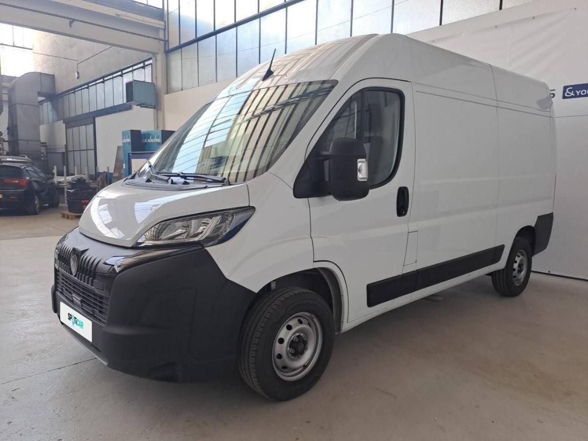 peugeot-boxer-2025-diesel-2184cc