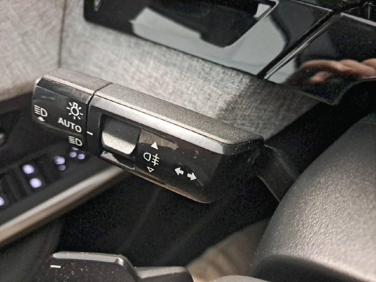 peugeot-5008-2025-gasolina-1199cc