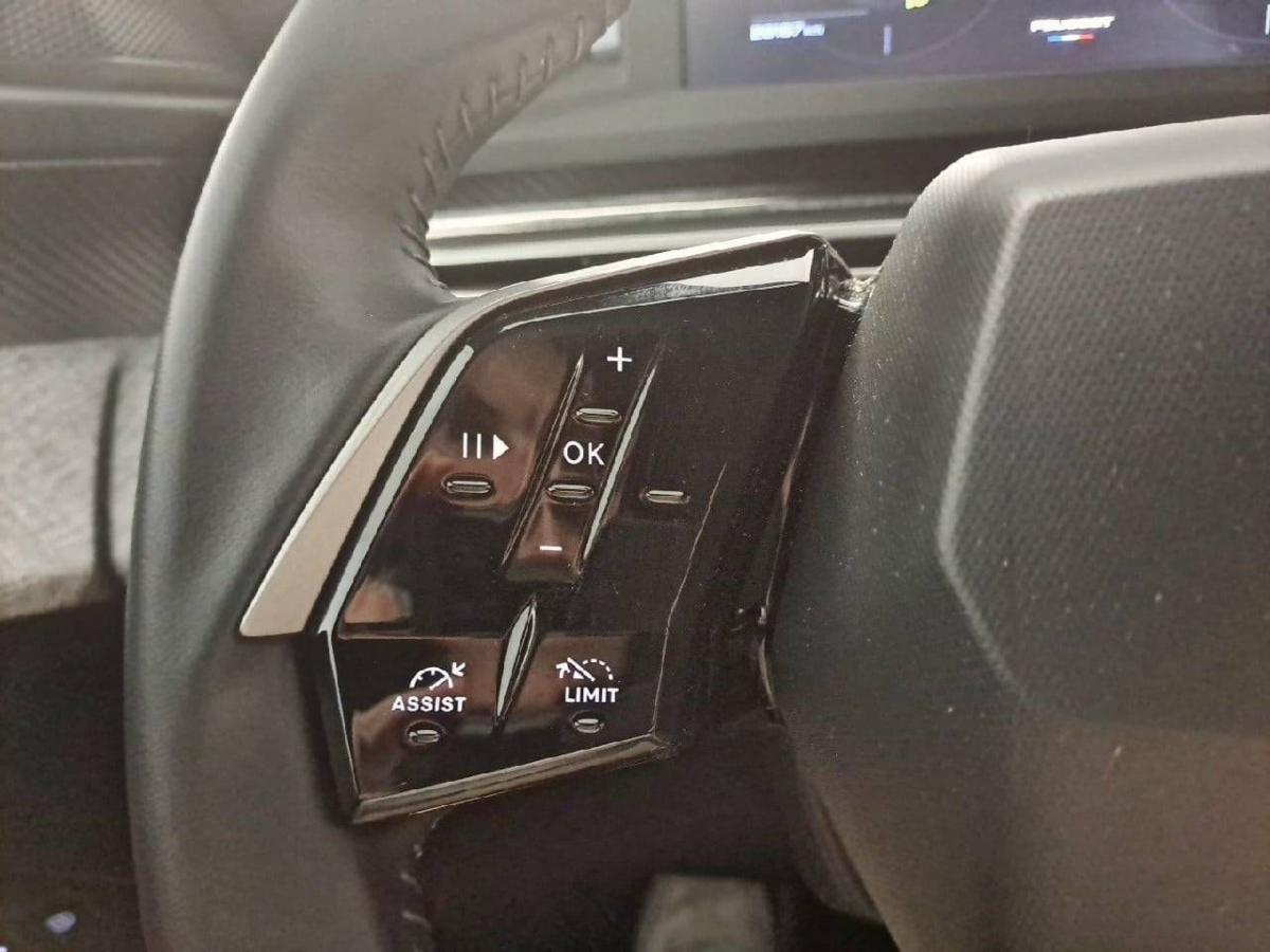 peugeot-5008-2025-gasolina-1199cc