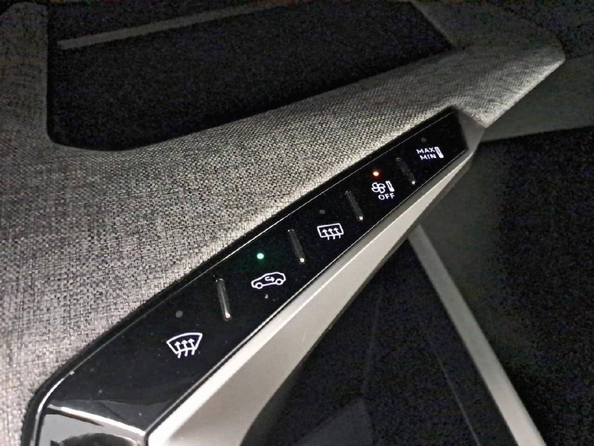 peugeot-5008-2025-gasolina-1199cc