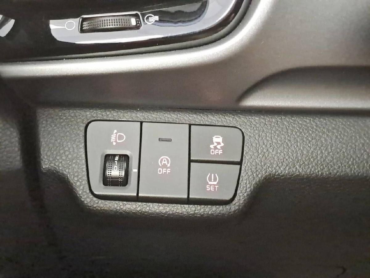 kia-stonic-2025-gasolina-998cc