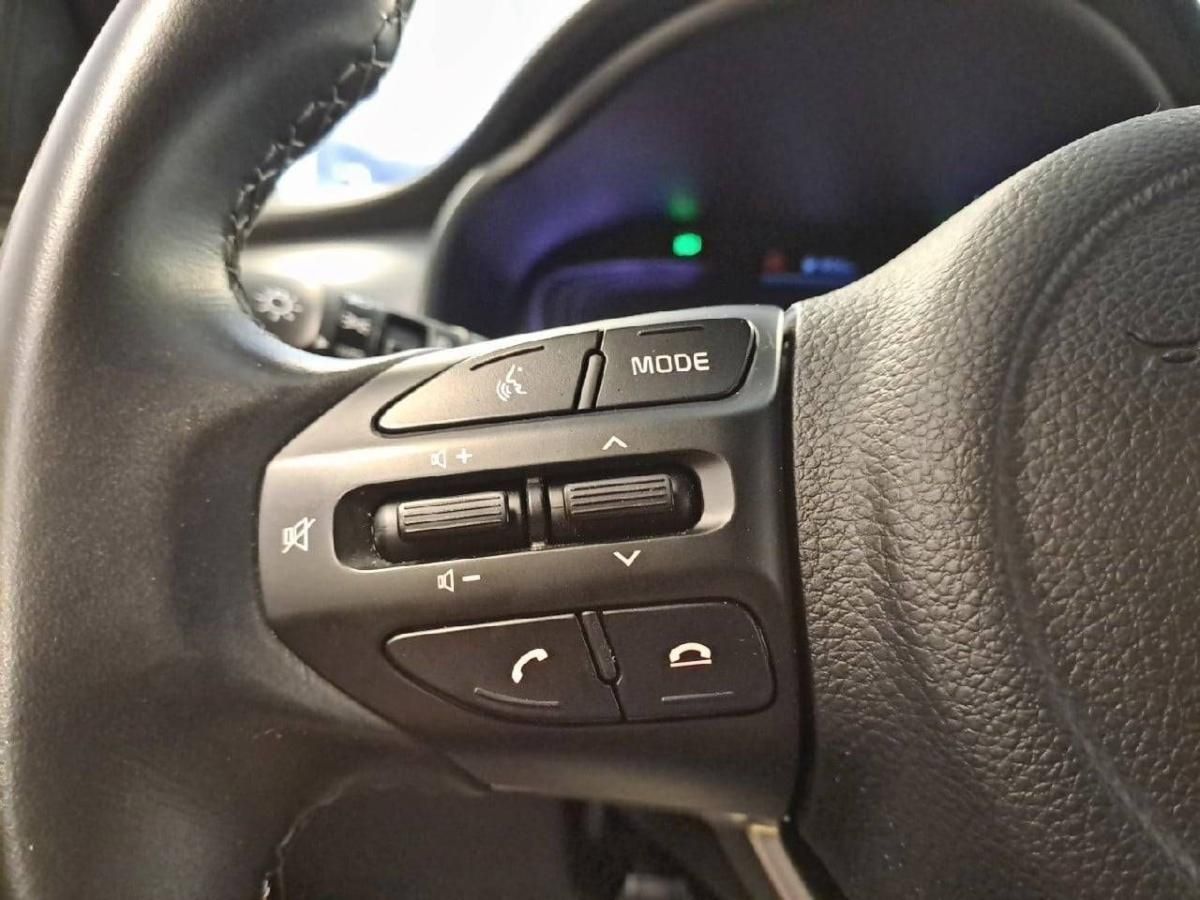kia-stonic-2025-gasolina-998cc