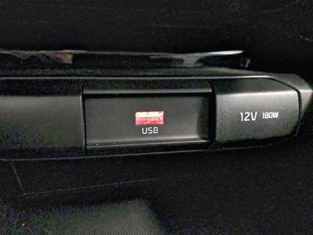 kia-stonic-2025-gasolina-998cc