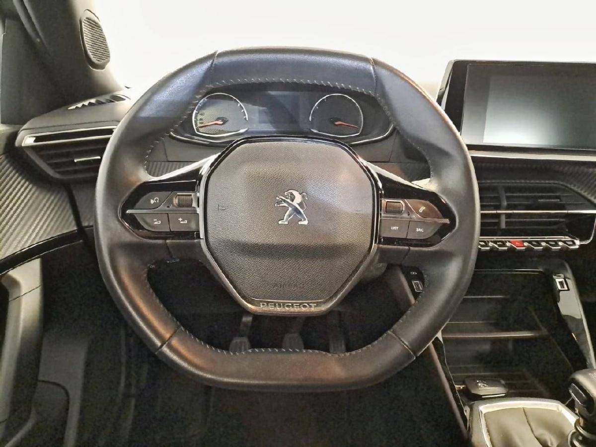 peugeot-2008-2023-gasolina-1199cc