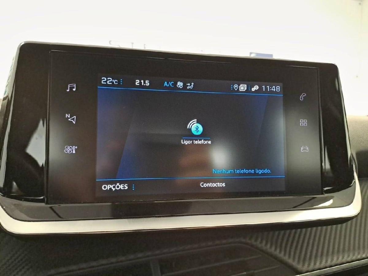 peugeot-2008-2023-gasolina-1199cc