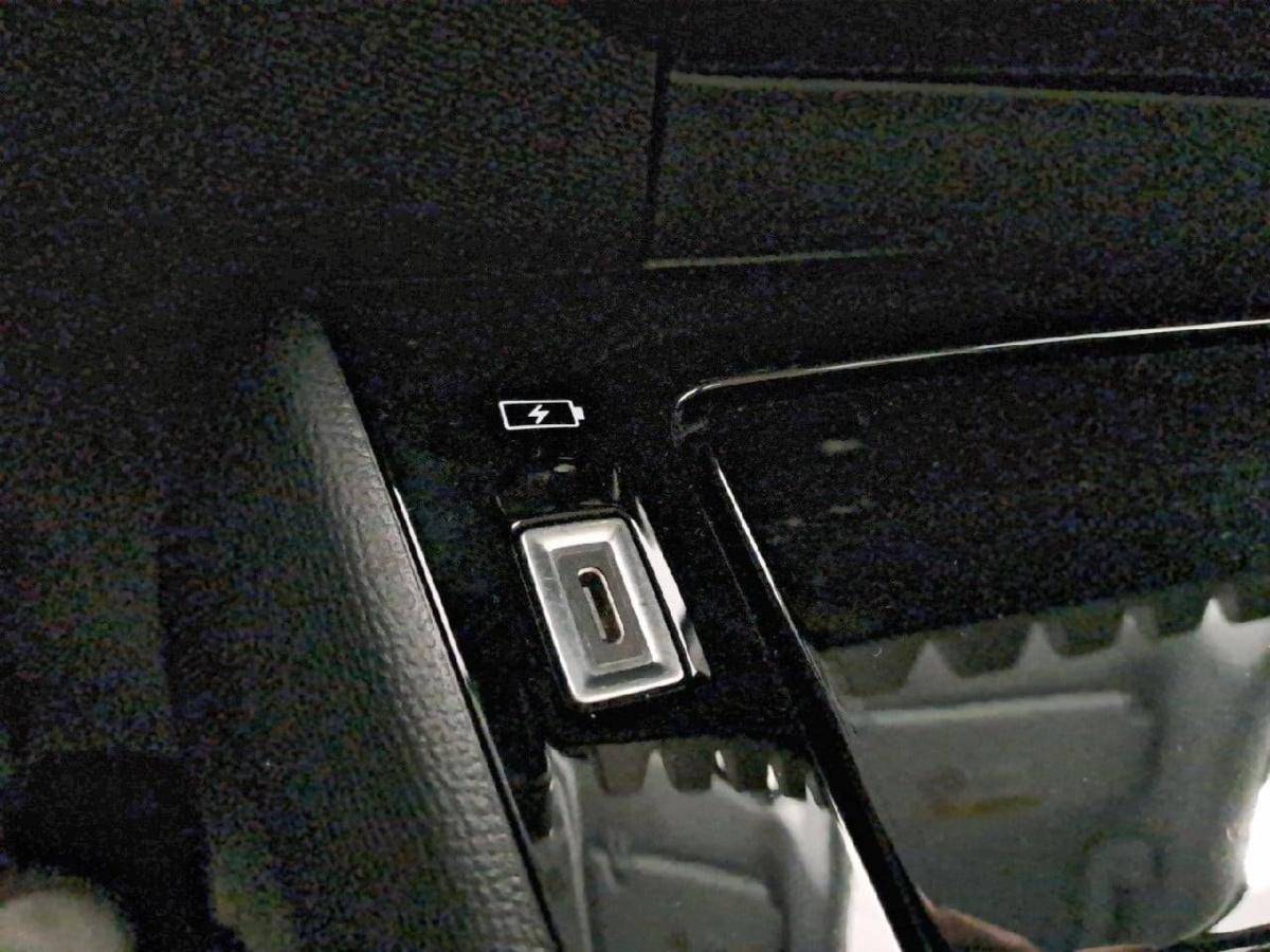peugeot-208-2025-gasolina-1199cc