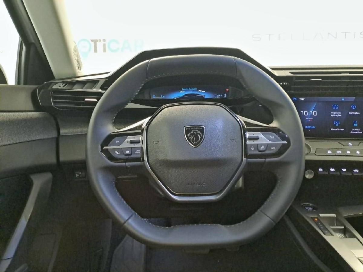 peugeot-408-2025-gasolina-1199cc