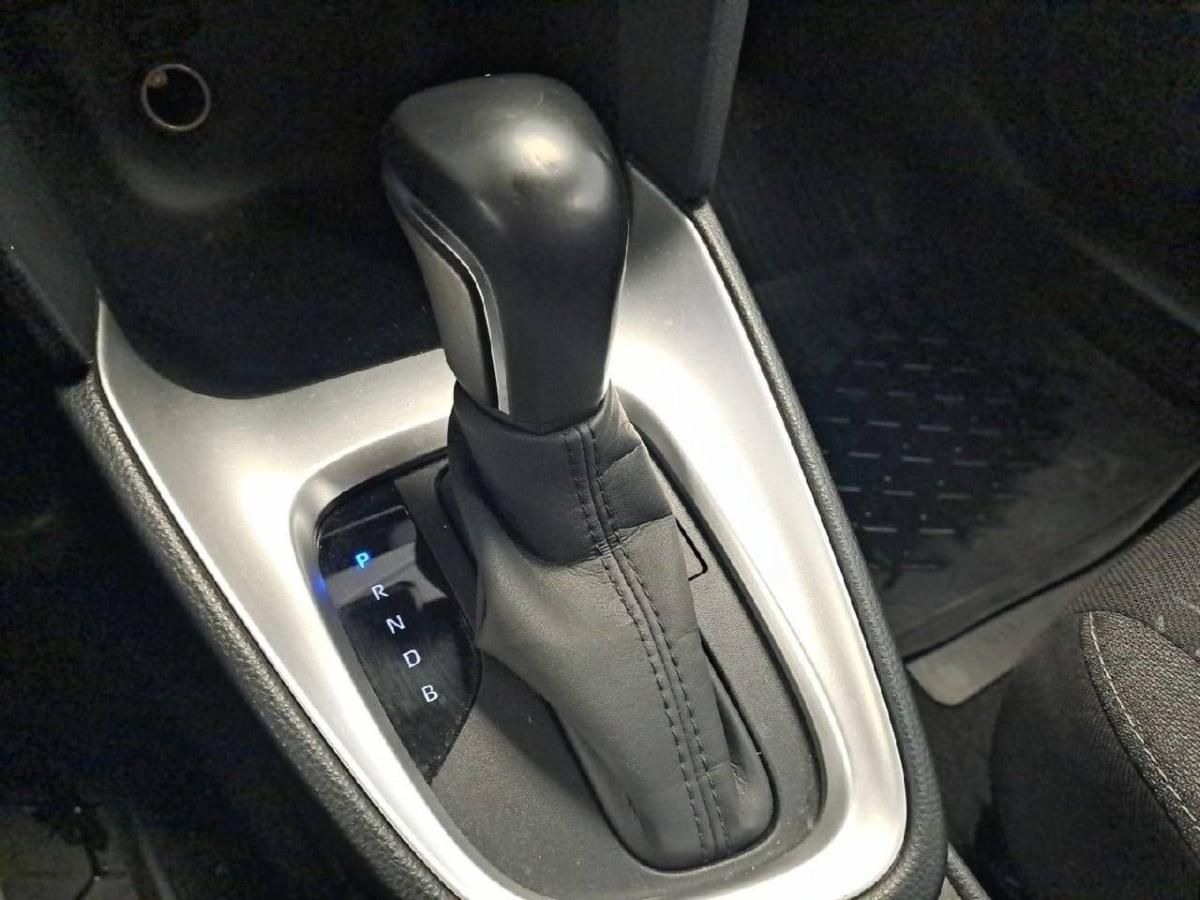 toyota-yaris-cross-2023-hibrido-a-gasolina-1490cc
