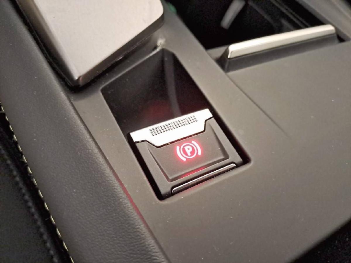 peugeot-308-2025-diesel-1499cc