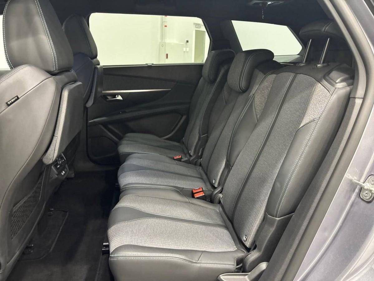 peugeot-5008-2023-diesel-1499cc