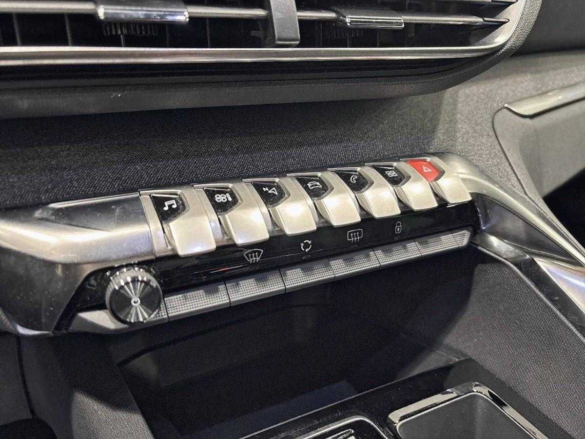 peugeot-5008-2023-diesel-1499cc