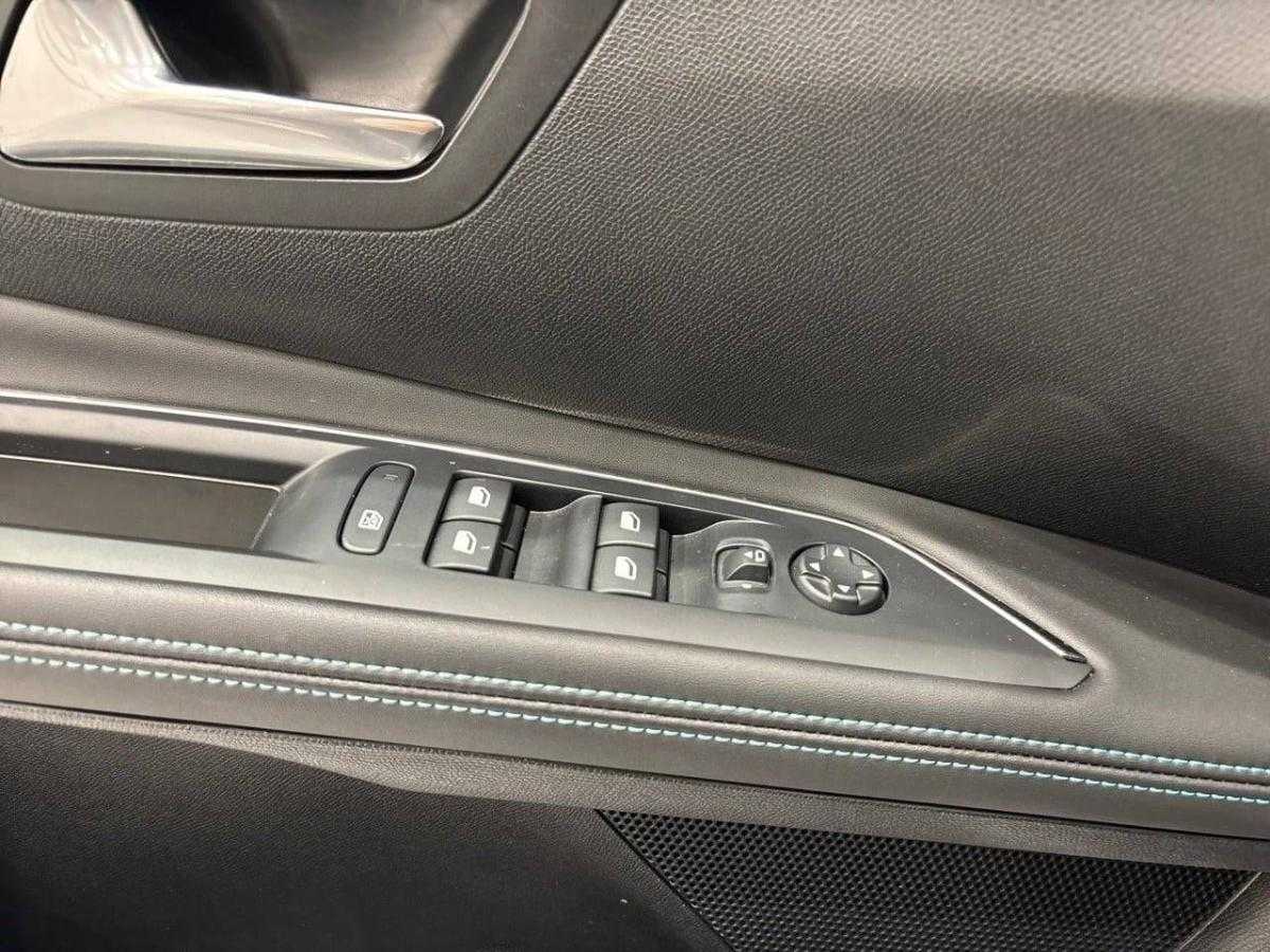 peugeot-5008-2023-diesel-1499cc