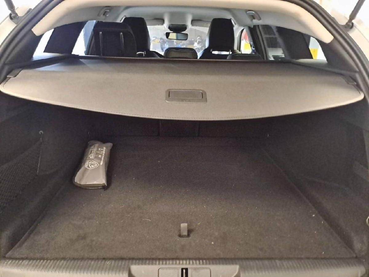 peugeot-308-2025-gasolina-1199cc