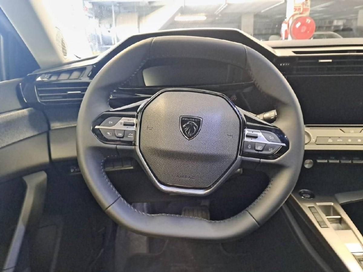 peugeot-308-2025-gasolina-1199cc