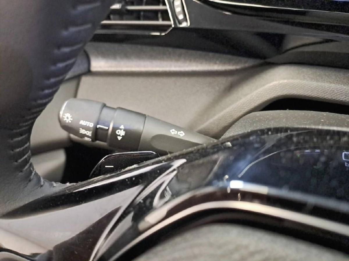 peugeot-308-2025-gasolina-1199cc