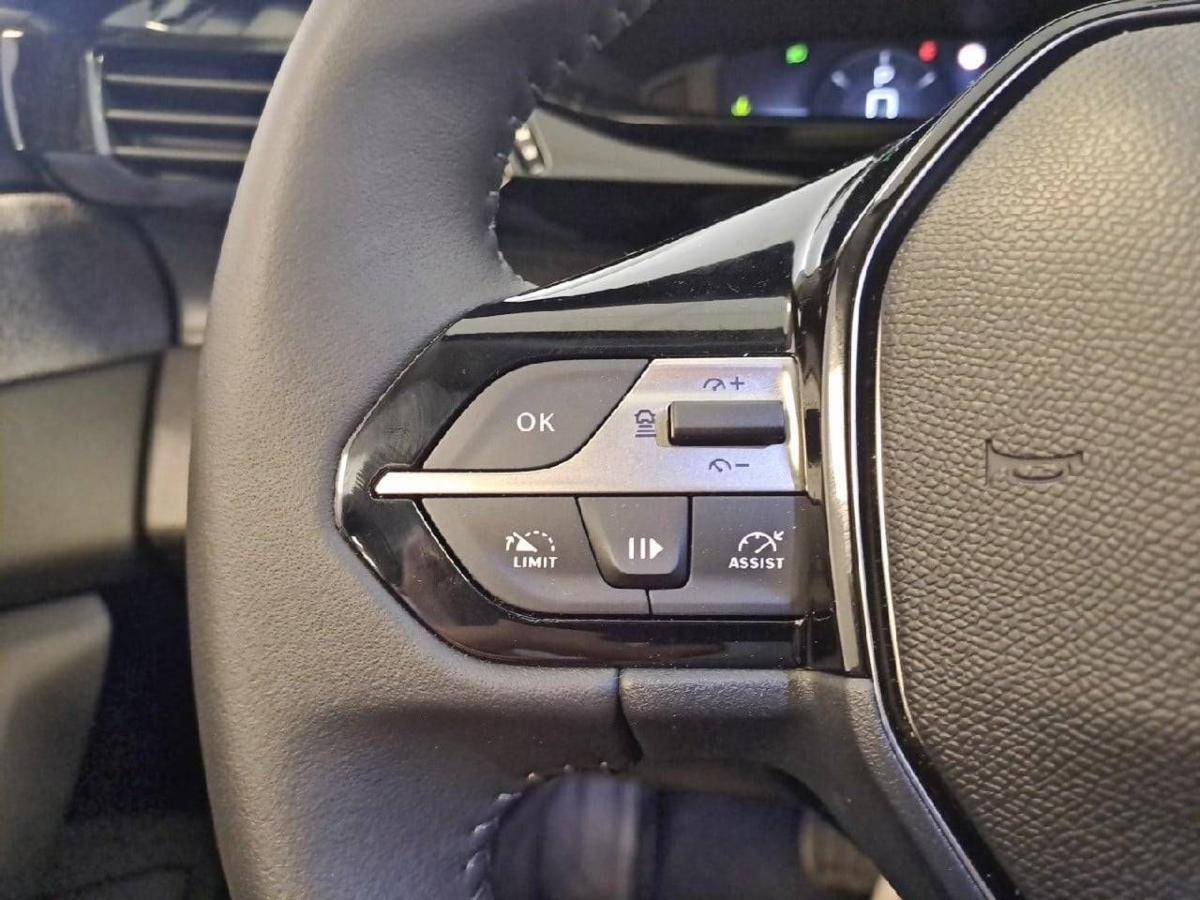 peugeot-308-2025-gasolina-1199cc