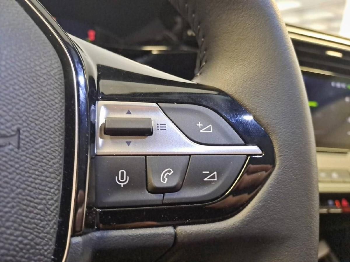 peugeot-308-2025-gasolina-1199cc