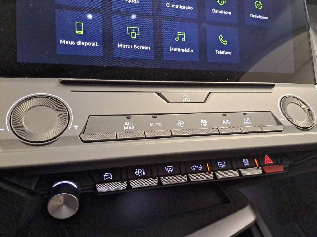 peugeot-308-2025-gasolina-1199cc