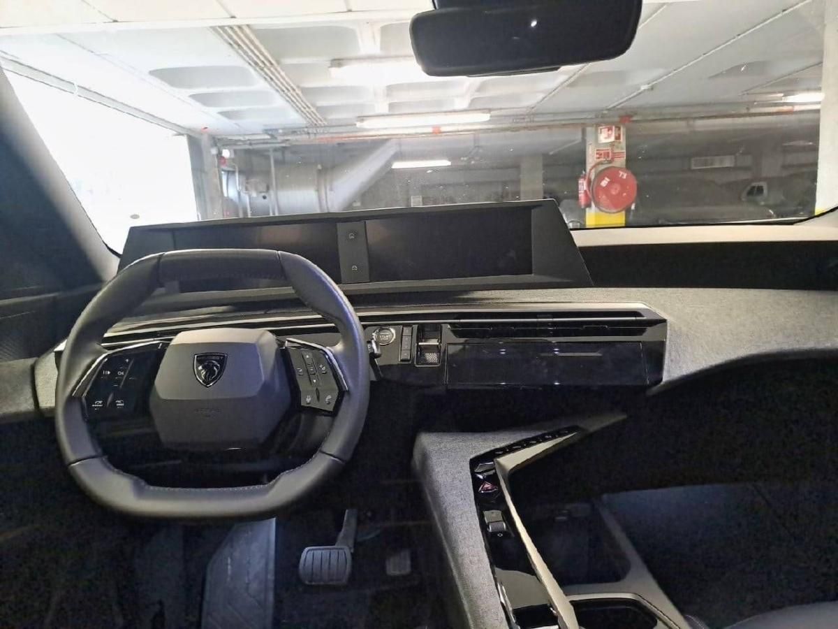 peugeot-5008-2025-gasolina-1199cc