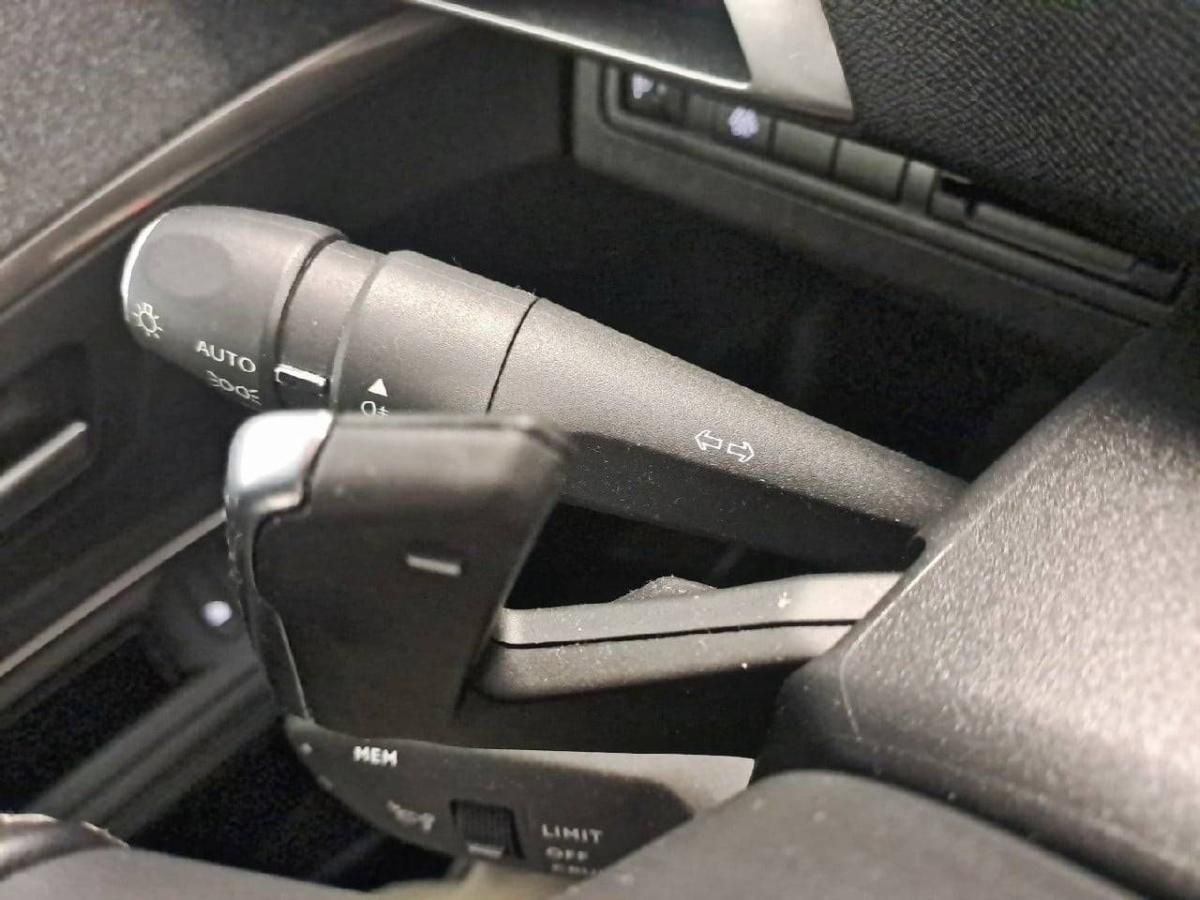 peugeot-3008-2022-diesel-1499cc