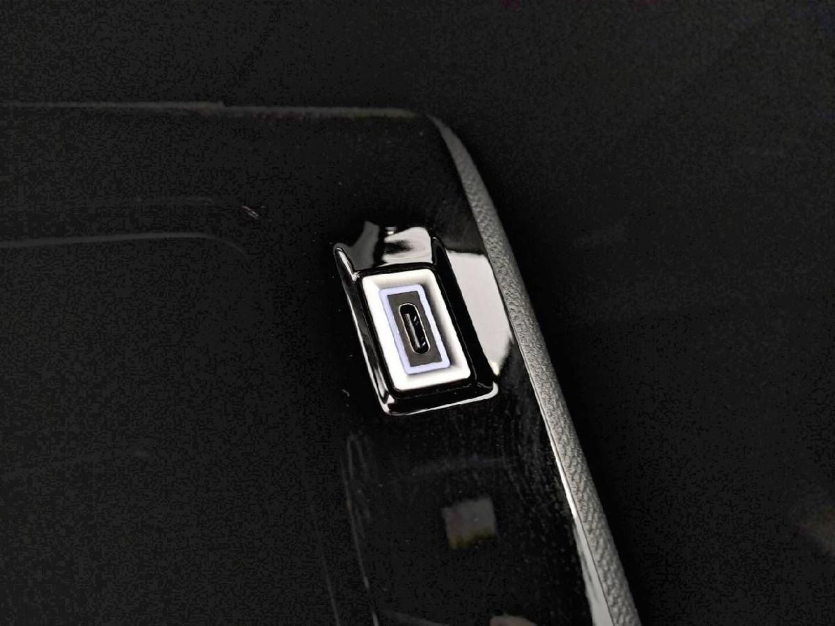 peugeot-2008-2025-gasolina-1199cc