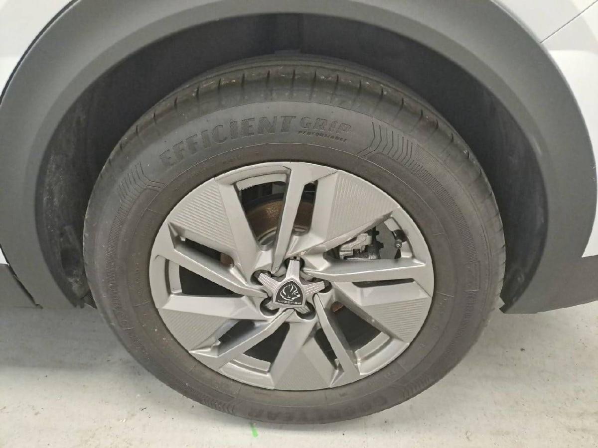 peugeot-408-2025-gasolina-1199cc