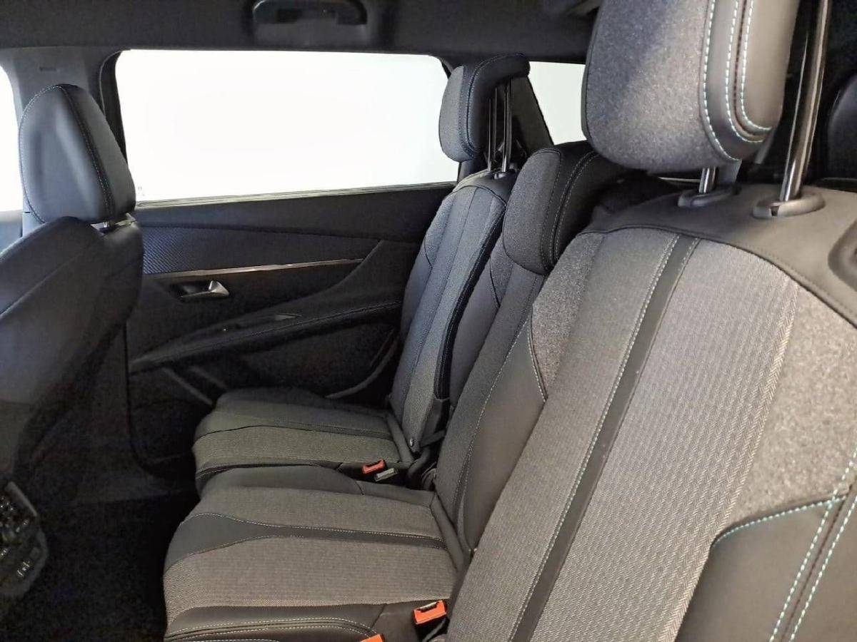 peugeot-5008-2024-diesel-1499cc