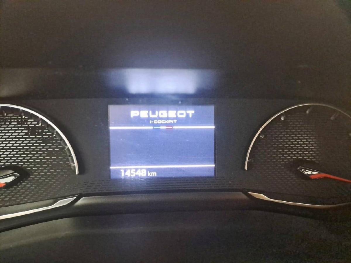 peugeot-2008-2025-gasolina-1199cc