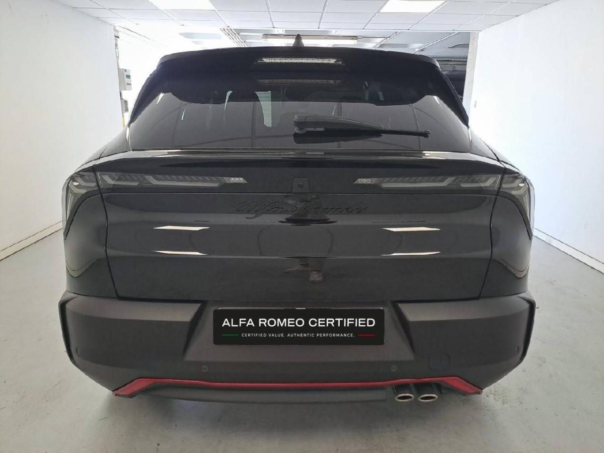 alfa-romeo-junior-2025-hibrido-a-gasolina-1199cc