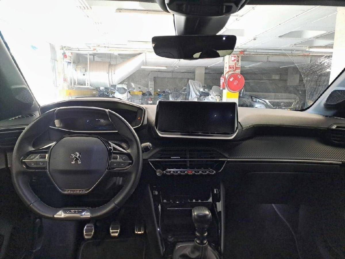 peugeot-208-2022-gasolina-1199cc