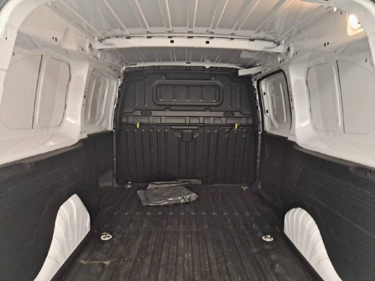 citroen-berlingo-2025-diesel-1499cc