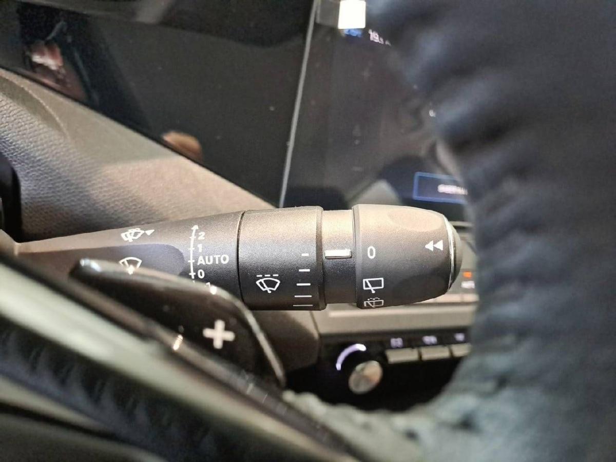 peugeot-308-2025-diesel-1499cc