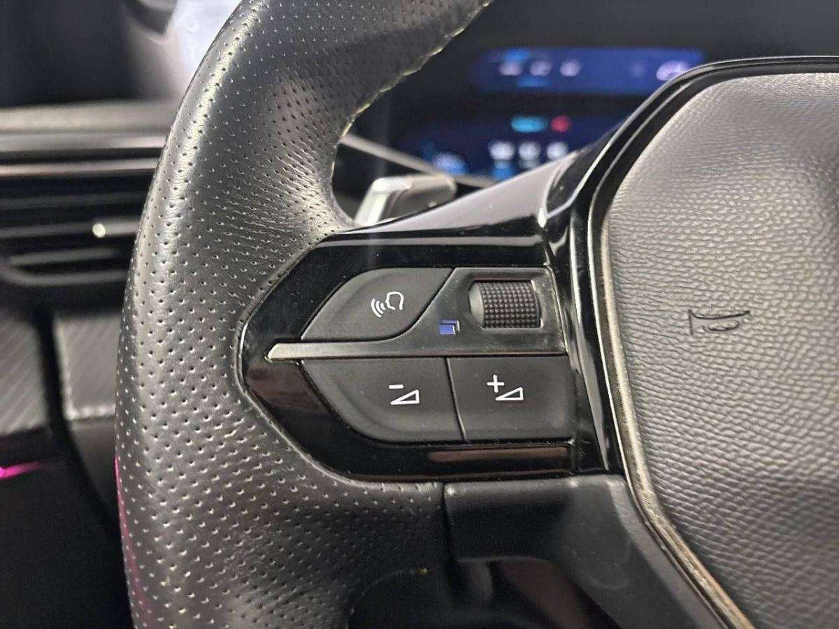 peugeot-2008-2022-diesel-1499cc