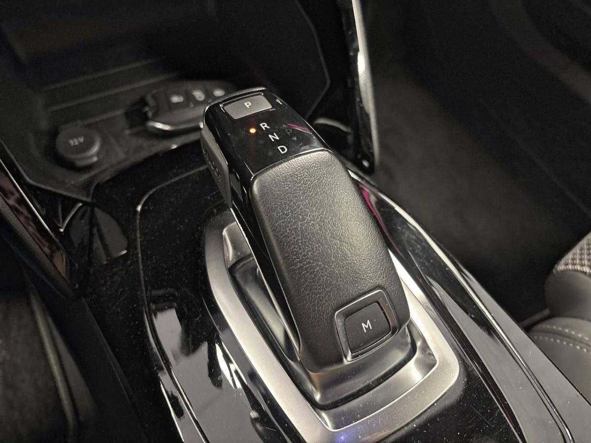 peugeot-2008-2022-diesel-1499cc