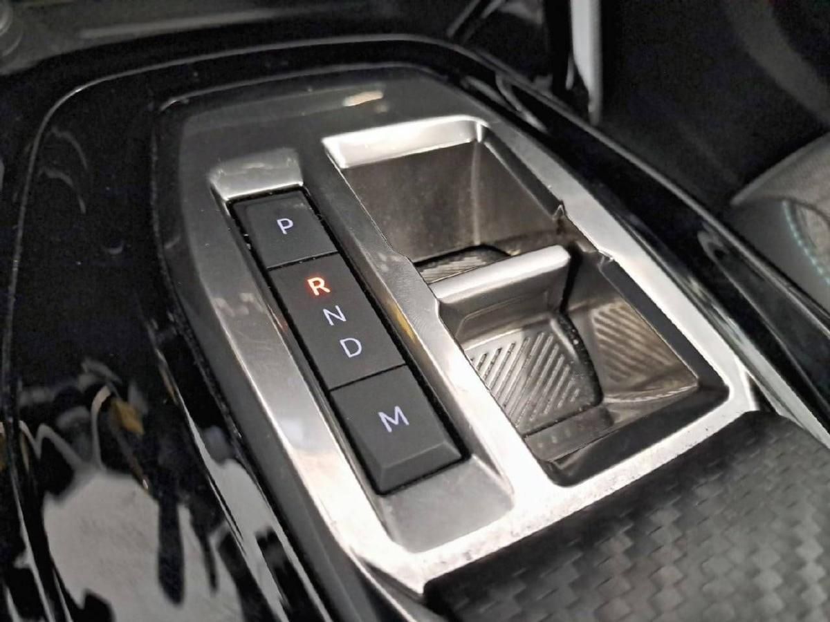 peugeot-2008-2022-gasolina-1199cc