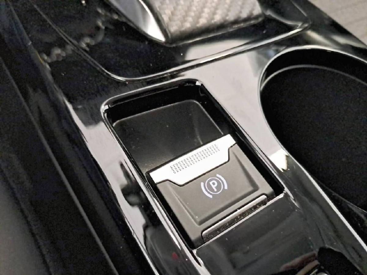 peugeot-2008-2022-gasolina-1199cc