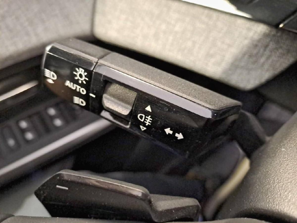 peugeot-3008-2025-gasolina-1199cc