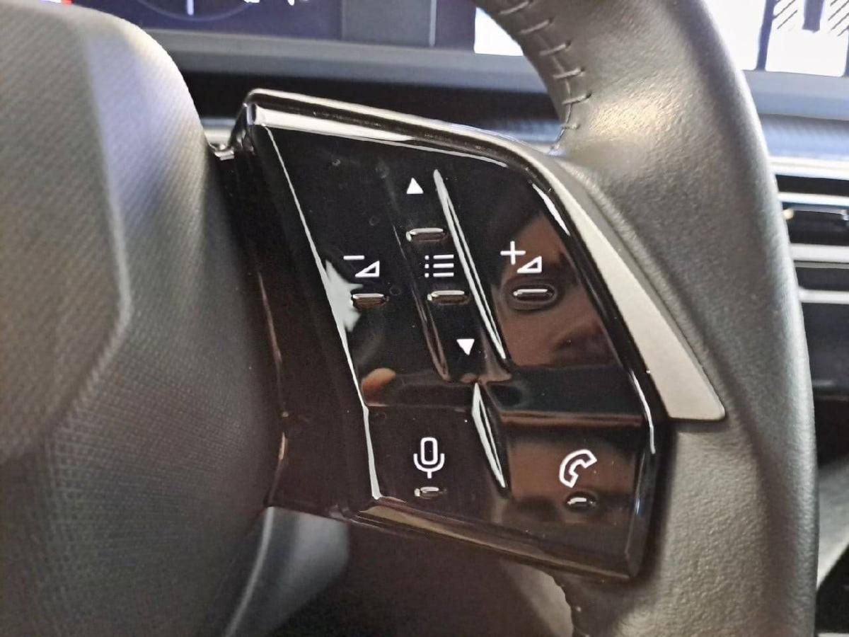 peugeot-5008-2025-gasolina-1199cc