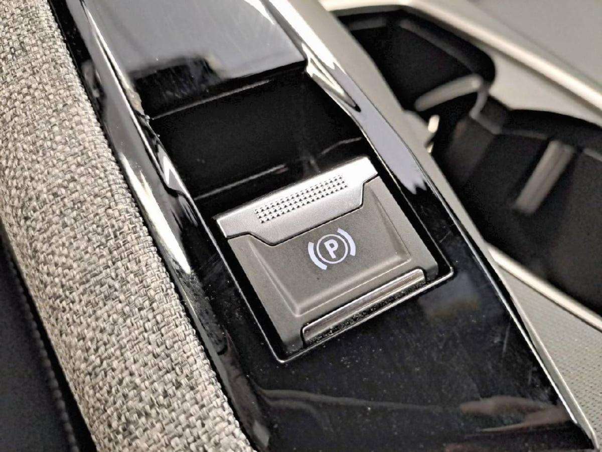 peugeot-5008-2025-gasolina-1199cc
