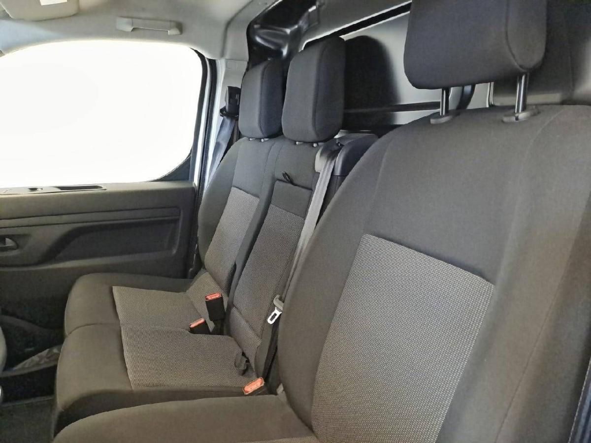 citroen-jumpy-2025-diesel-1499cc