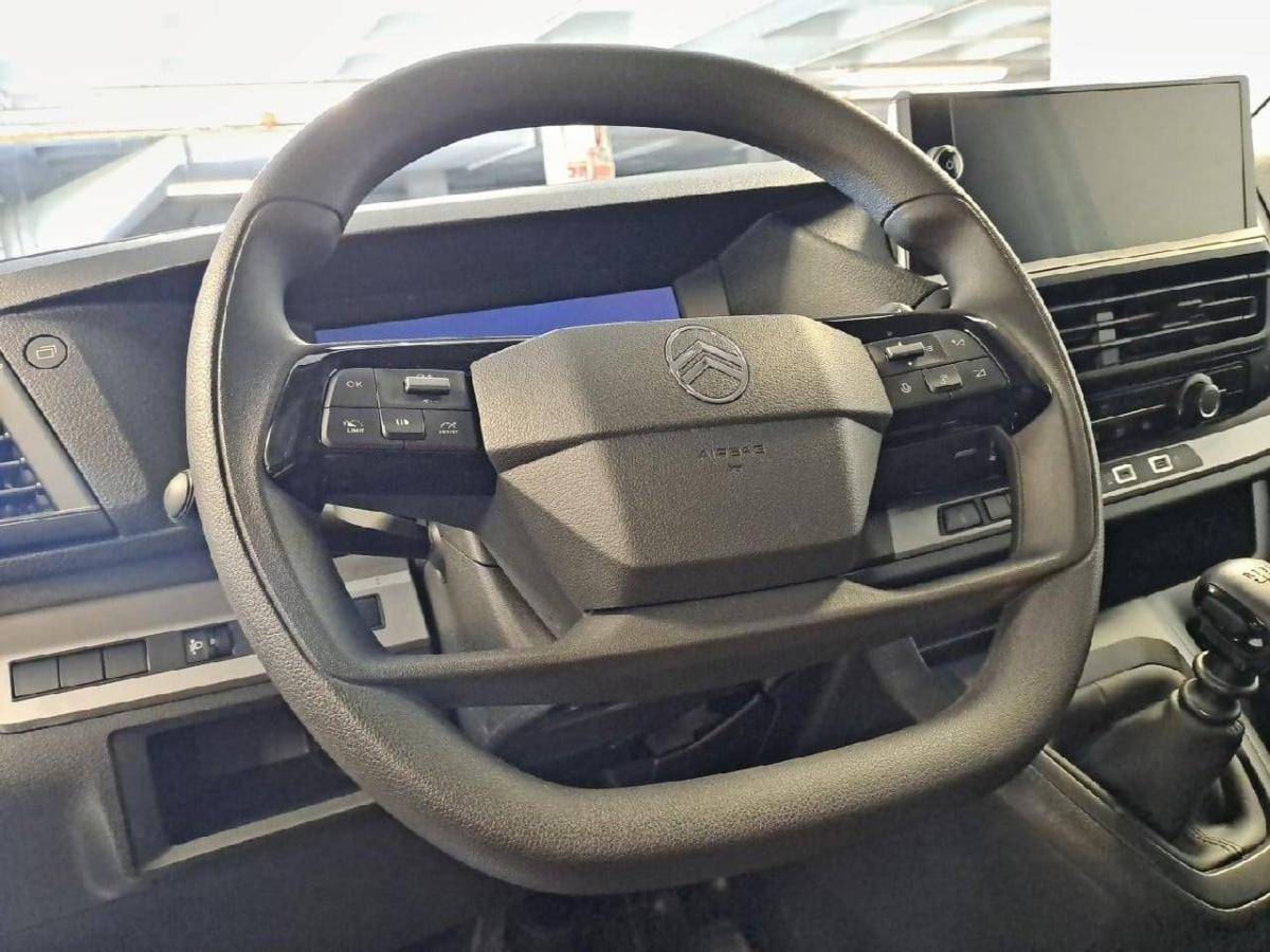 citroen-jumpy-2025-diesel-1499cc