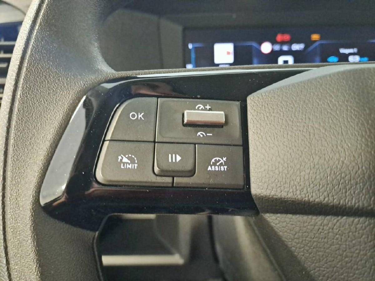 citroen-jumpy-2025-diesel-1499cc