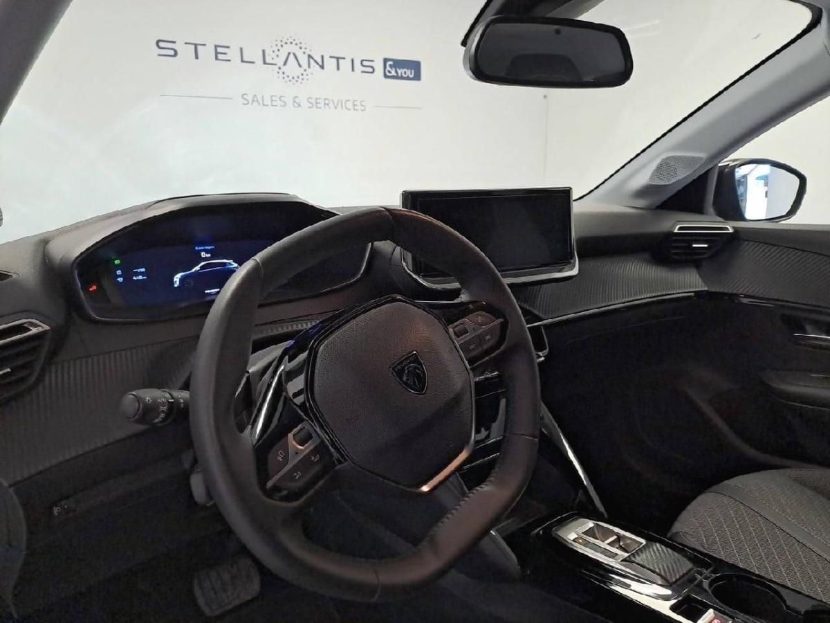 peugeot-208-2025-gasolina-1199cc
