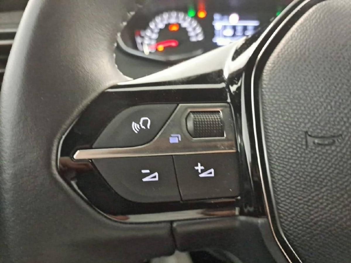 peugeot-2008-2025-gasolina-1199cc