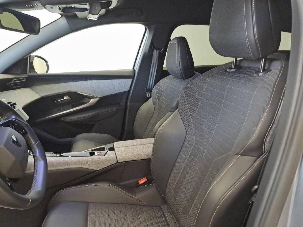 peugeot-5008-2024-gasolina-1199cc
