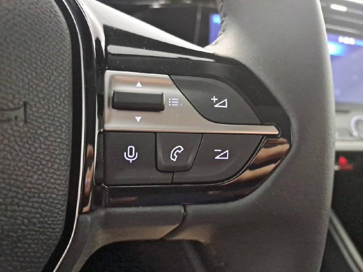 peugeot-408-2025-gasolina-1199cc