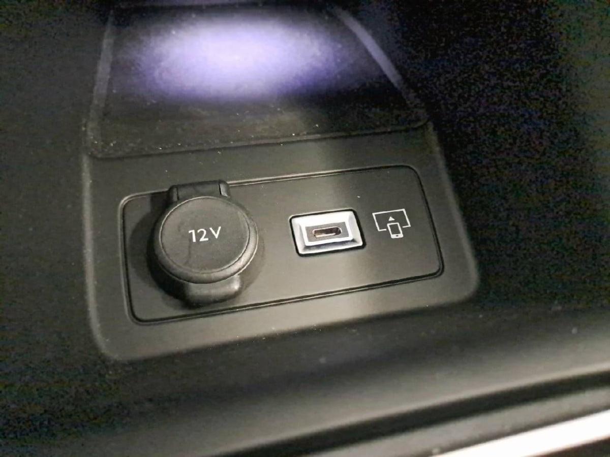 peugeot-408-2025-gasolina-1199cc