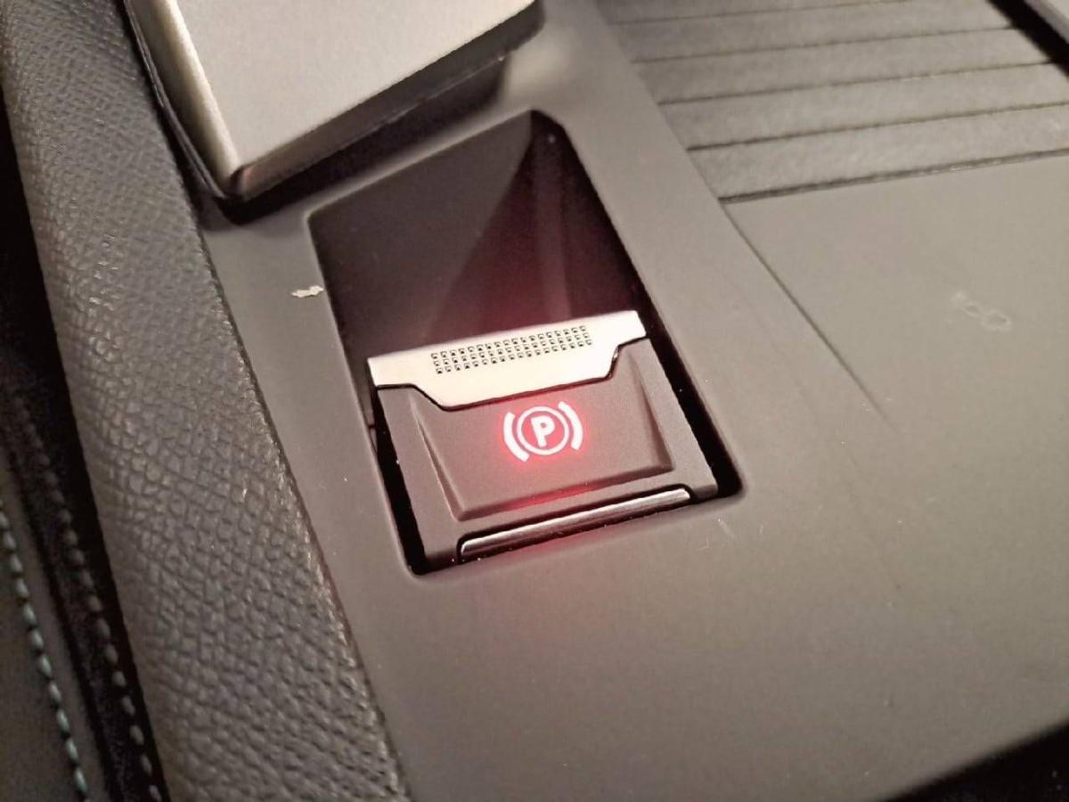 peugeot-408-2025-gasolina-1199cc