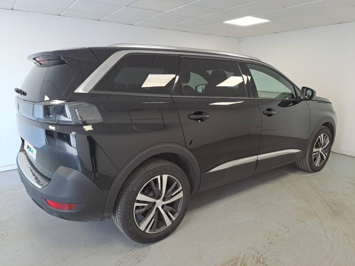 peugeot-5008-2023-diesel-1499cc